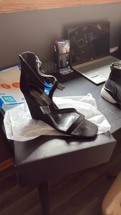 New shoes never wear size 8.5