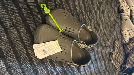 Echo crocs