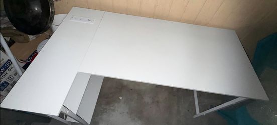 White Desk