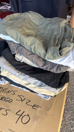 Men’s cargo shorts