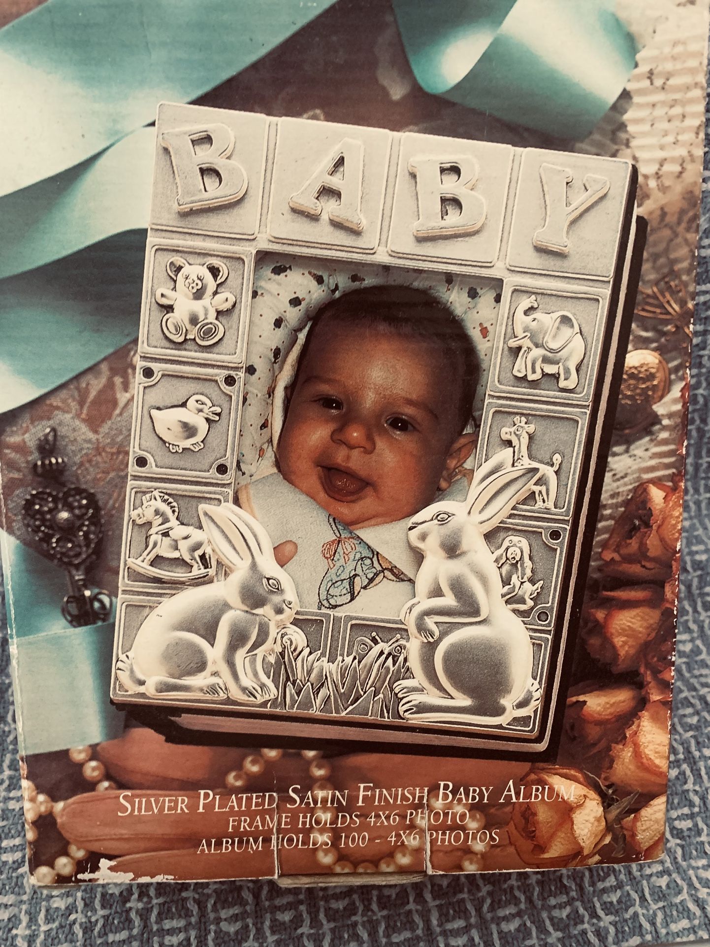New in box - Silver plated album 4”x 6” photos