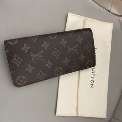 Louis Vuitton  Leather Wallet 