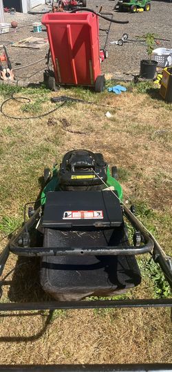 John Deere push mower