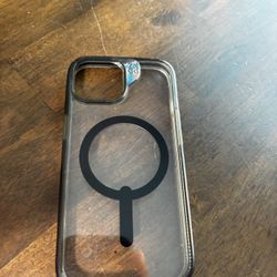 iPhone 15 Clear MagSafe Case – Strong & Barely Used