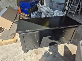 Small desk