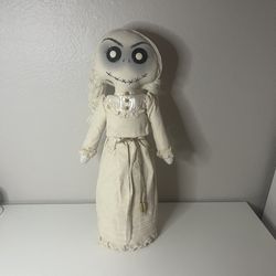 Debi Lilly Creepy Standing Doll
