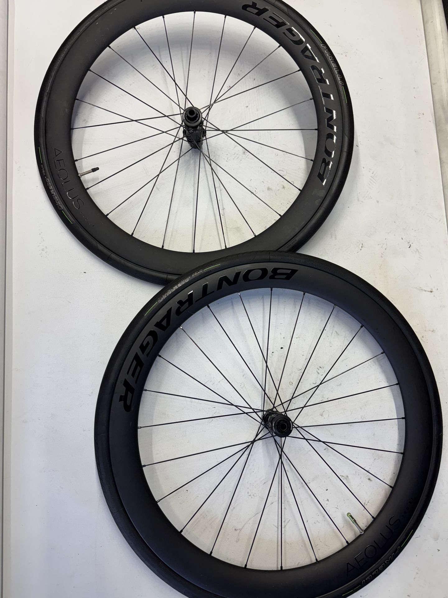 Bontrager Aeolus Pro 51 TLR Disc Road Wheelset Shimano Compatible 11/12 Speed