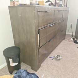 4 Piece Bedroom Set Queen Size