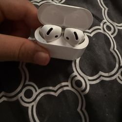 AirPods Pro 4 