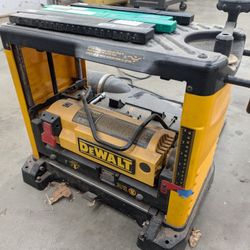 DeWalt DW733 Planer 