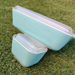 VINTAGE PYREX Turquoise Refrigerator Dish Set w/ Lids (501 & 503) "Fridgies"