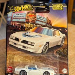 2025 Hot Wheels Premium Boulevard ' 77 PONTIAC FIREBIRD TA # 134