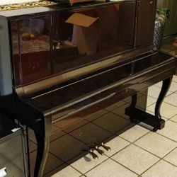 Rich Brown Upright Atlas Piano
