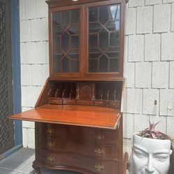 Stunning Antique Secretary / Antique Desk 