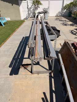 Metal shelf system