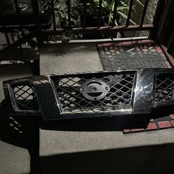 2012-2020 nissan frontier grille
