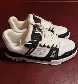 Black & White LV Trainers Designer Shoes