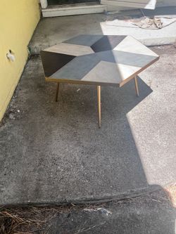 Short table