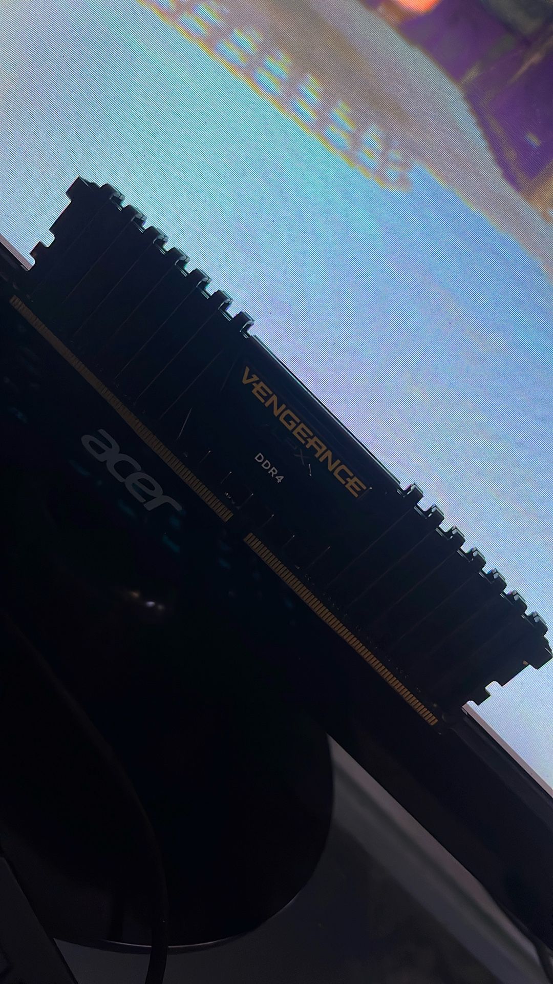 RAM 16GB