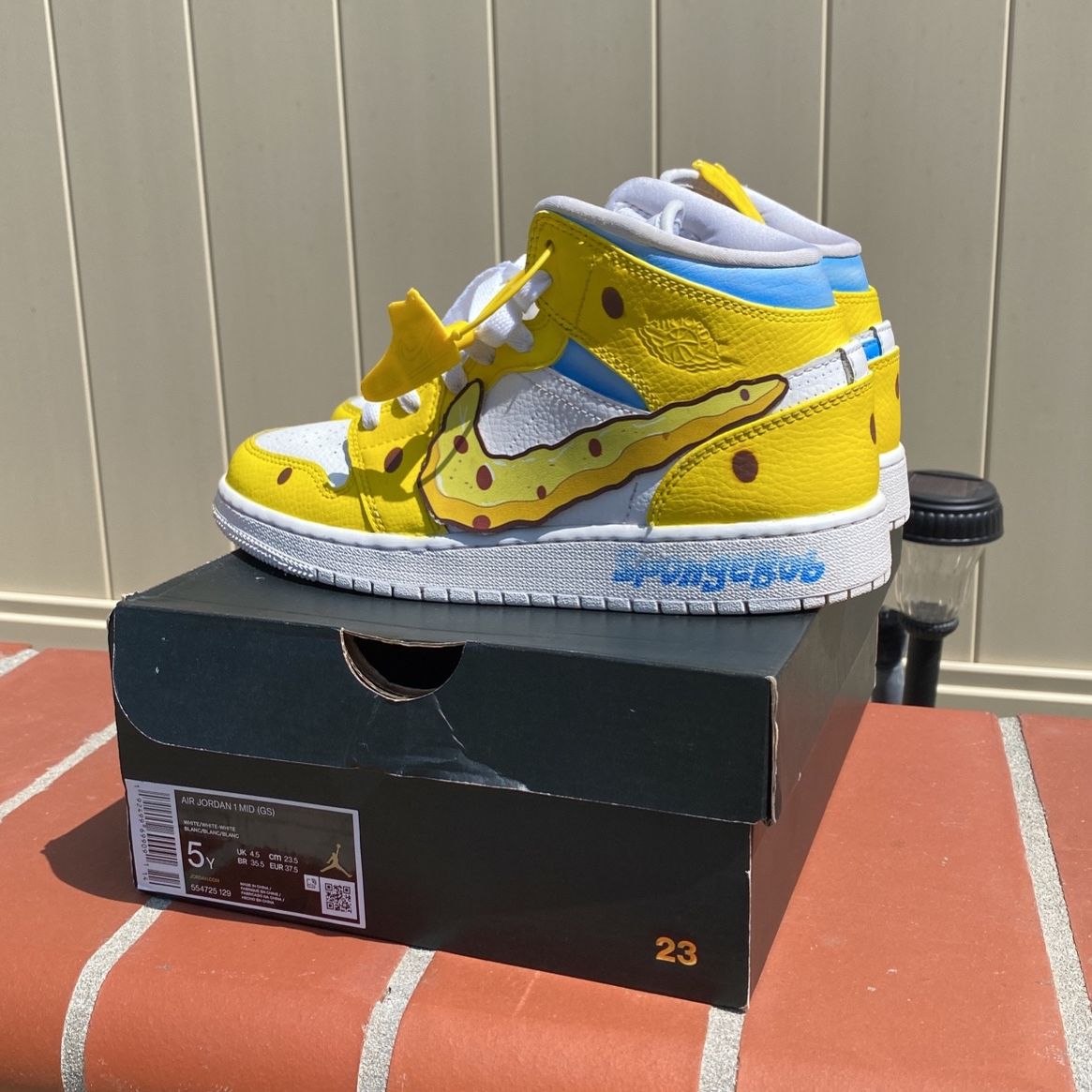 Spongebob air on sale jordans