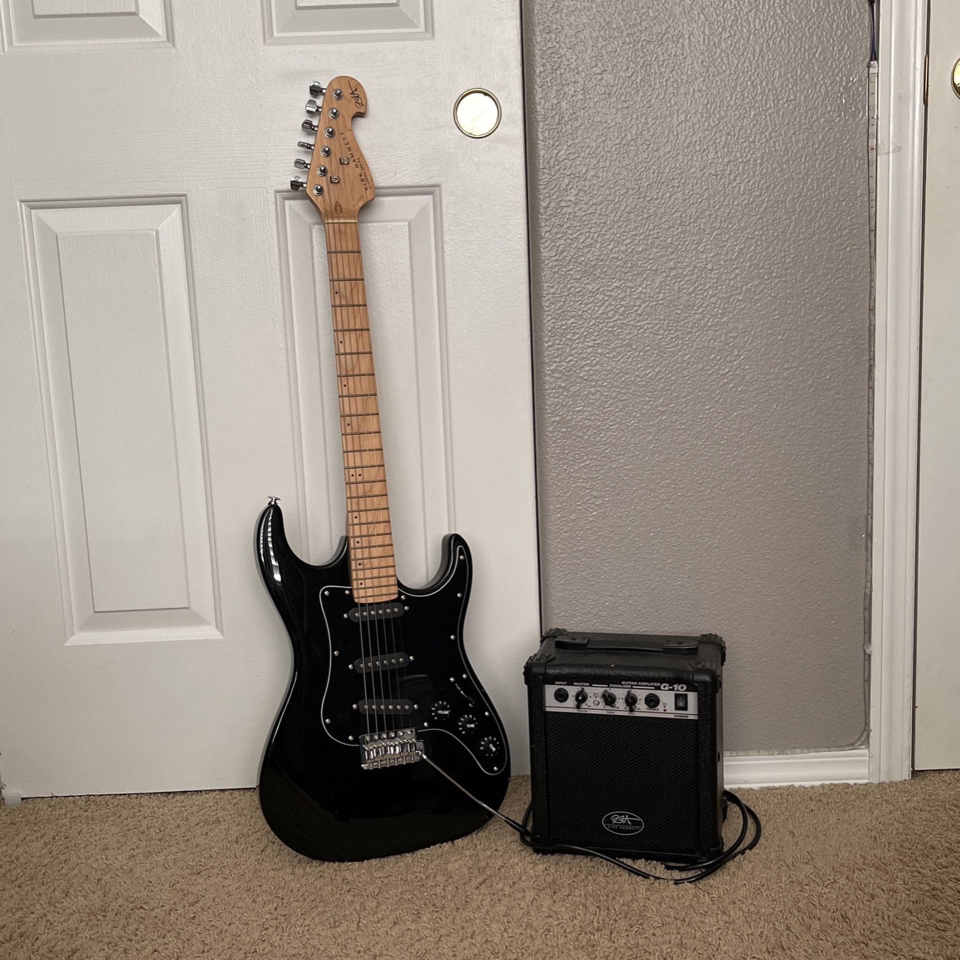 Kirk Hammet Electric Quitar With Amp