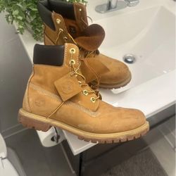 Timberlands Size 9
