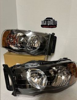 Dodge Ram 2002. 2005 Headlights.