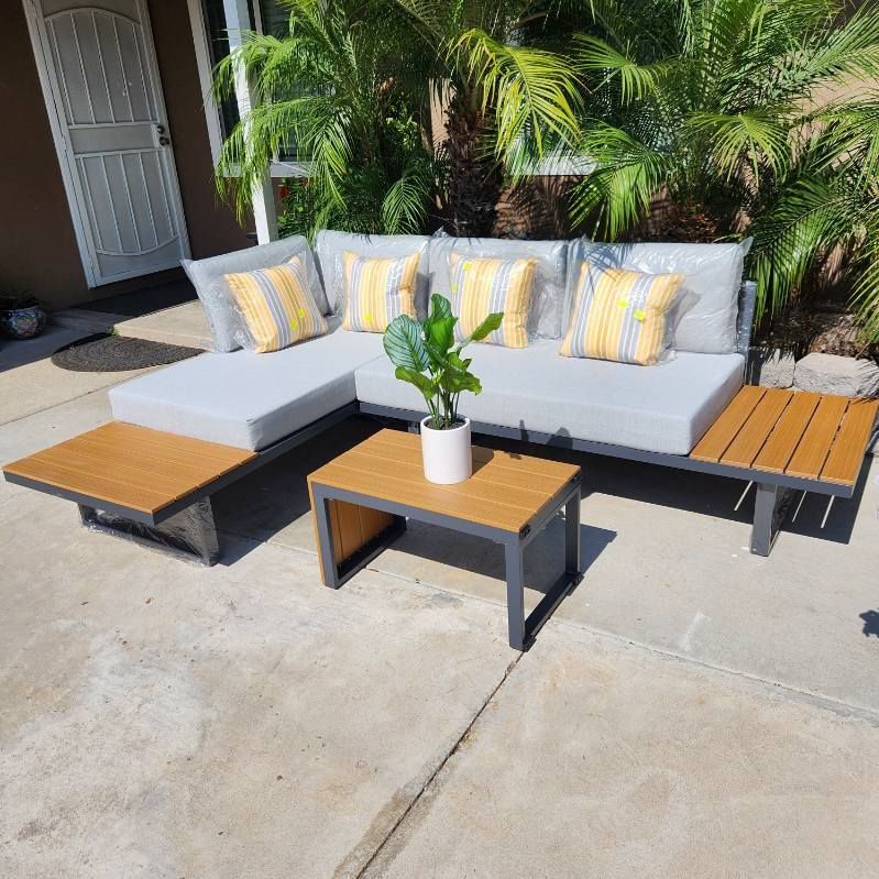 New Assembled Patio Set/ Outdoor Furniture/ Conversation Set/ Sectional