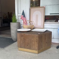 Side Coffee/Accent Table 