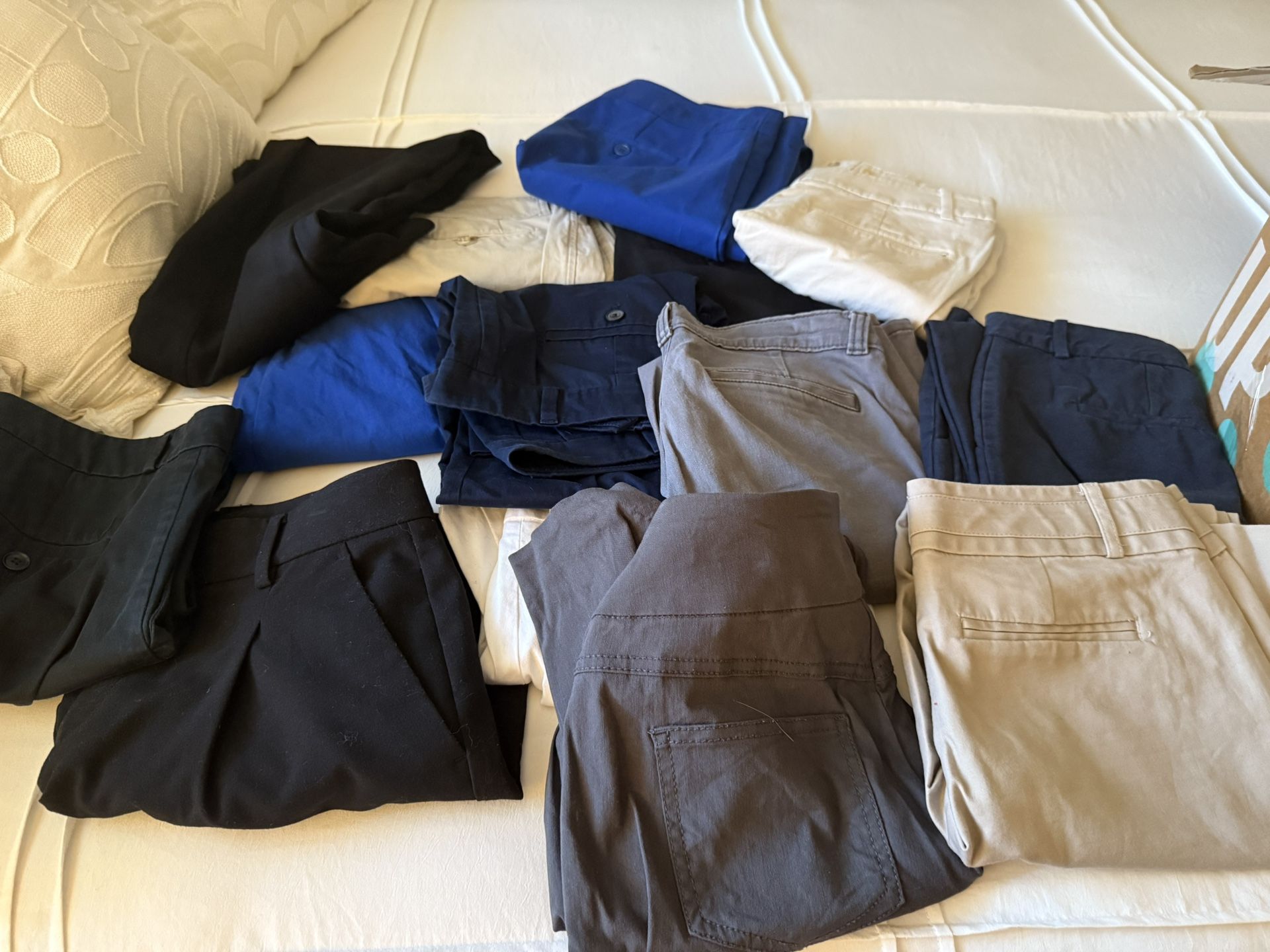 17 Pairs Women’s Pants (mix of casual and dress pants) Size 4P Gently Used Banana Republic/Gap Etc