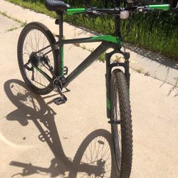 29” Hyper Carbon Mountain Bike 