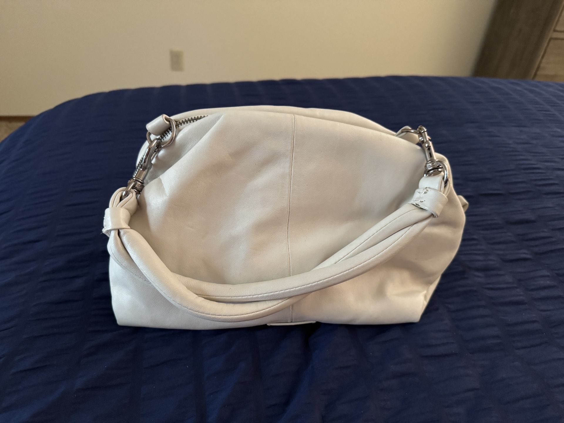 Vince Camuto Handbag Purse