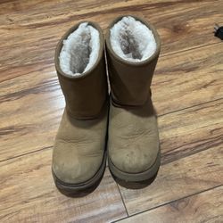 Ugg Boots Kids Girls Size 1 Camel Beige