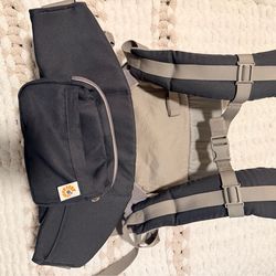 Ergobaby Omni 360 Baby Carrier + Infant Insert – Excellent Condition