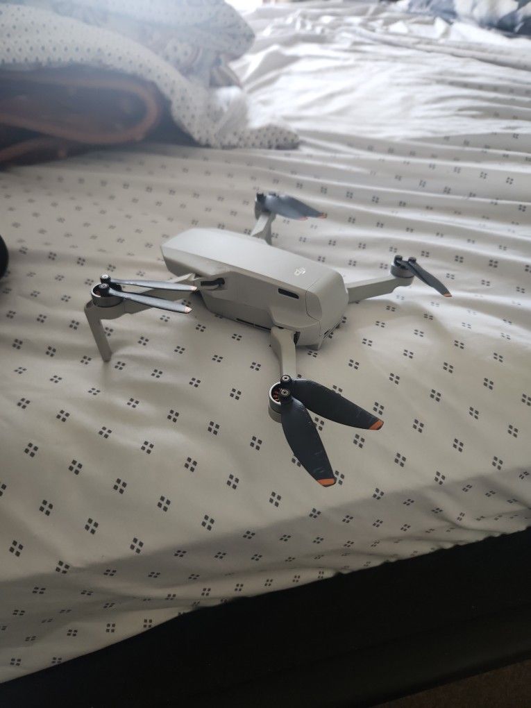 Dji Mini 2 Fly More Combo