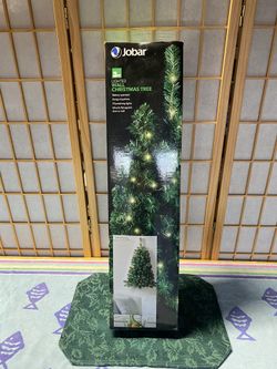Brand New Jabar 3ft Lighted In Box Christmas Wall Mount Tree