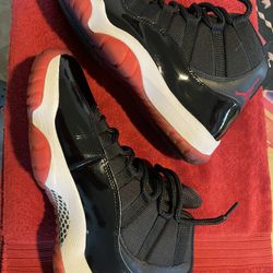 Jordan 11 Bred