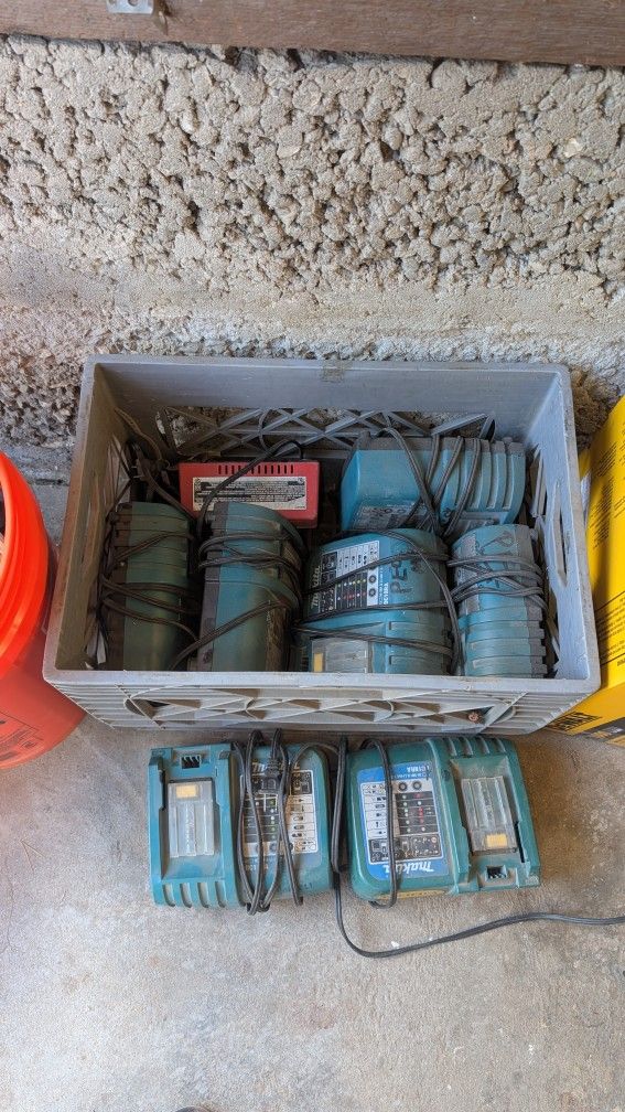Makita Chargers