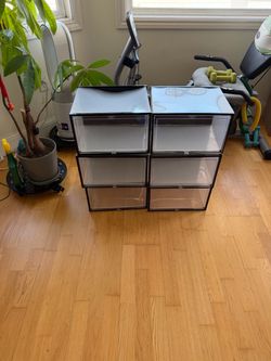 Shoe Display Case