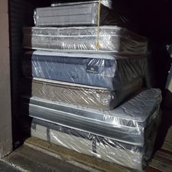 Queen bed pillow top can deliver new