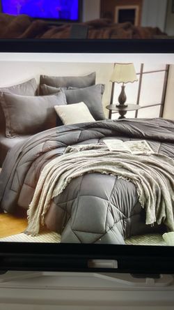 Queen- Gray 7piece Quilted Comforter Bedding & sheet set