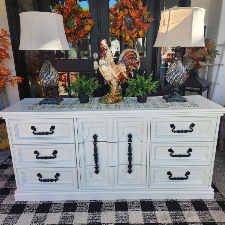 Dresser