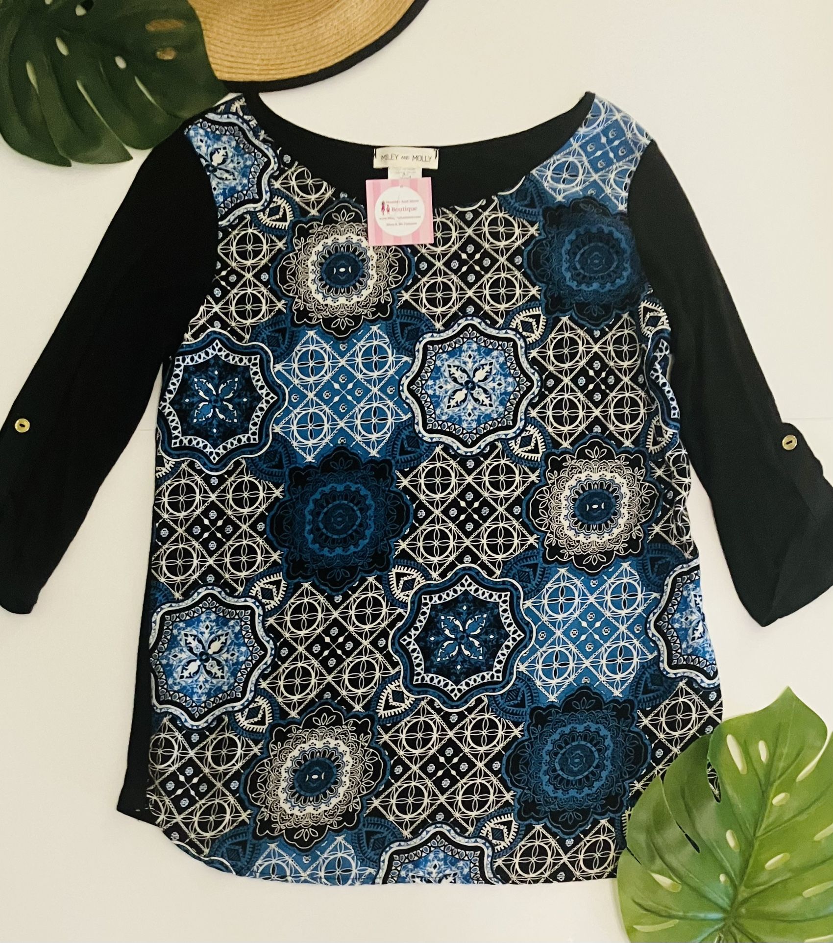 NEW WOMENS BLUE BLACK TOP SIZE SMALL