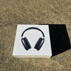 Airpod Maxes