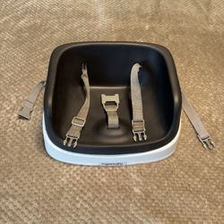 White Ingenuity Smart Clean Toddler Booster Seat - Slate With Clickable Straps.  Works Great! Portable 