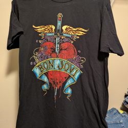 Unisex Bon Jovi Graphic Tee Medium