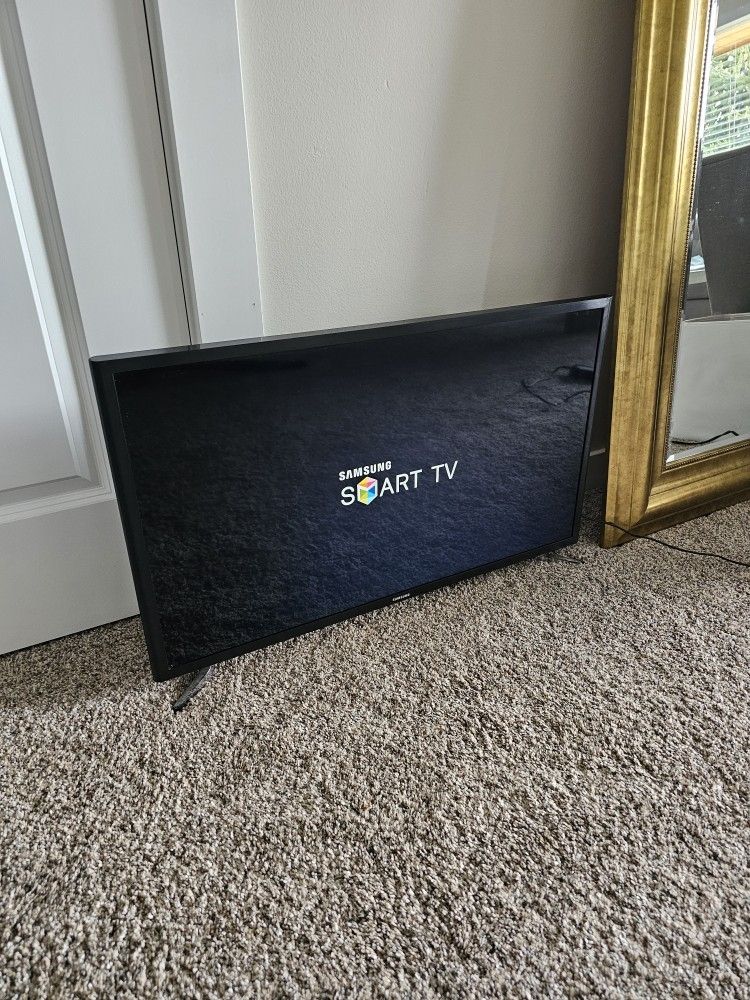 Samsung Smart TV 32"