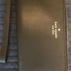 Black Kate Spade Wristlet