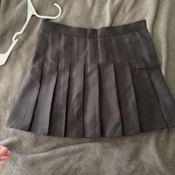 Pleated Skirt 