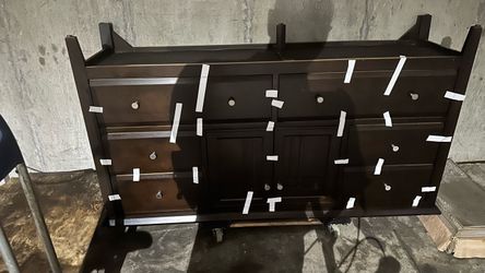 Drawer Dresser
